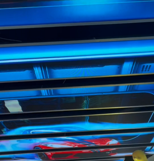 攀枝花万达电玩城 P2.5 造型 LED 显示屏节制系统项目